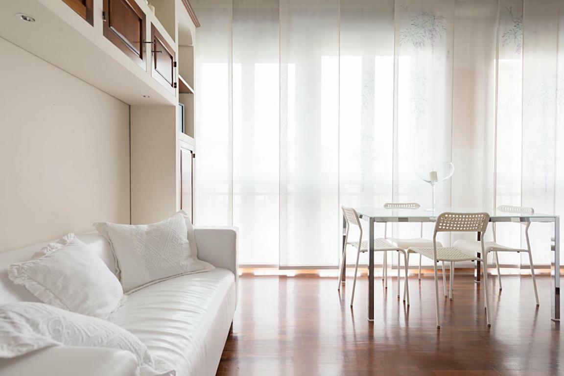 Studio Downtown Fantastic Area Apartment Milan Exterior photo